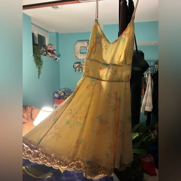 Aubree Floral Chiffon Fit and Flare Dress in Yellow - Picture 5 of 5